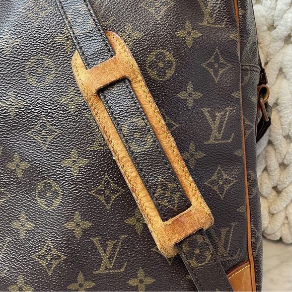 Vintage Louis Vuitton Monogram Crossbody - Picture 8 of 15